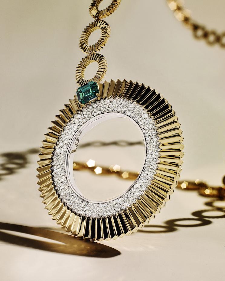 Entaille High Jewelry pendant